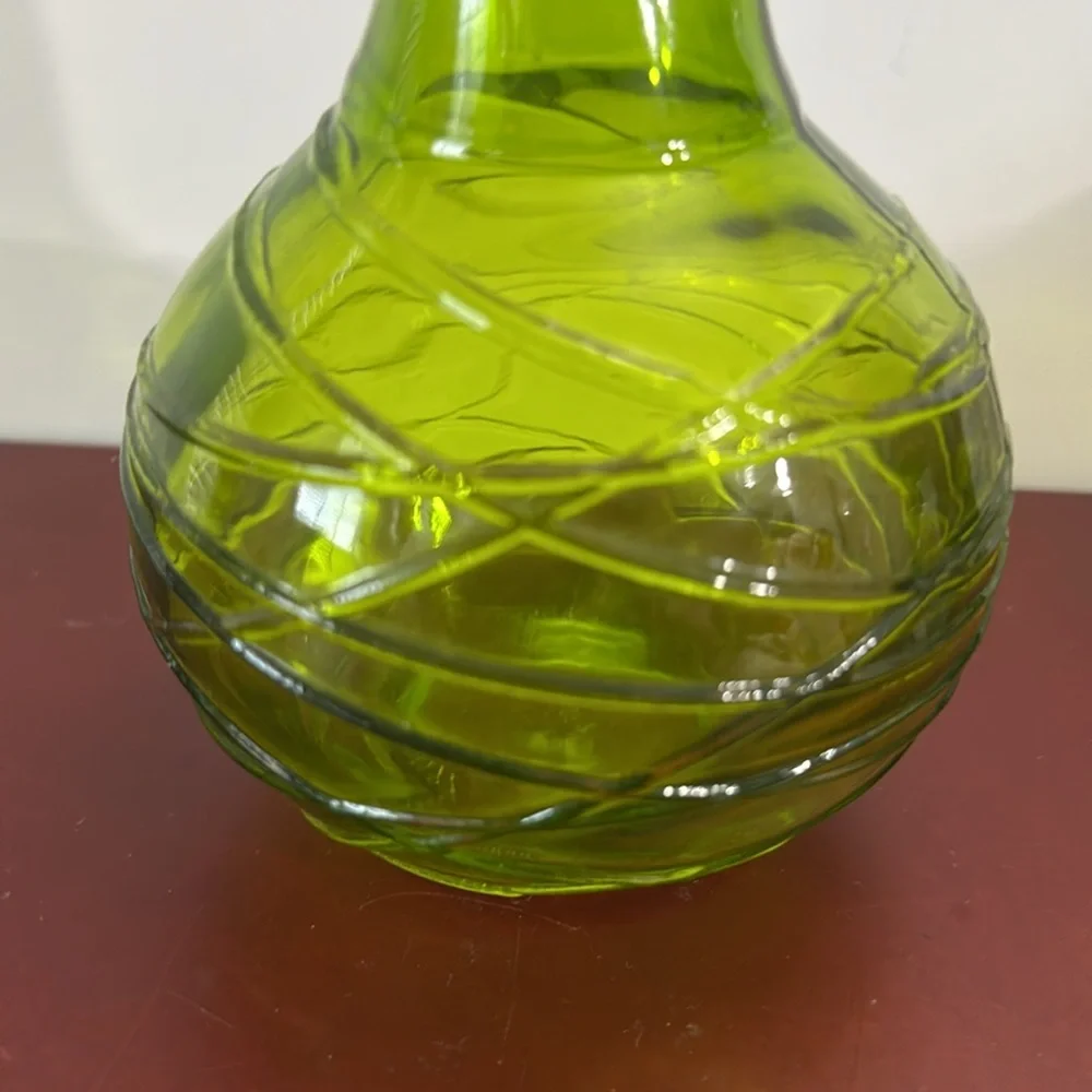 N/A elegant green
